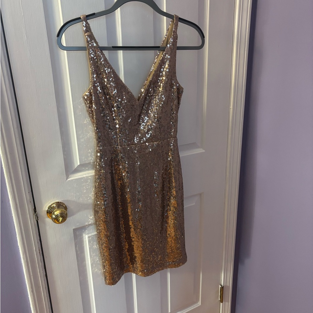 NWT Champagne Showers Gold Sequin Bodycon Dress XS